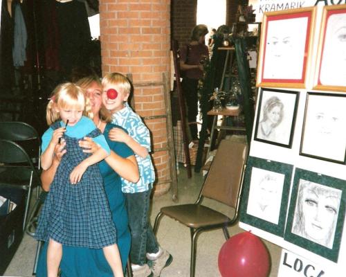 At-a-group-art-show-in-Rolla-Missouri--Age-5-min